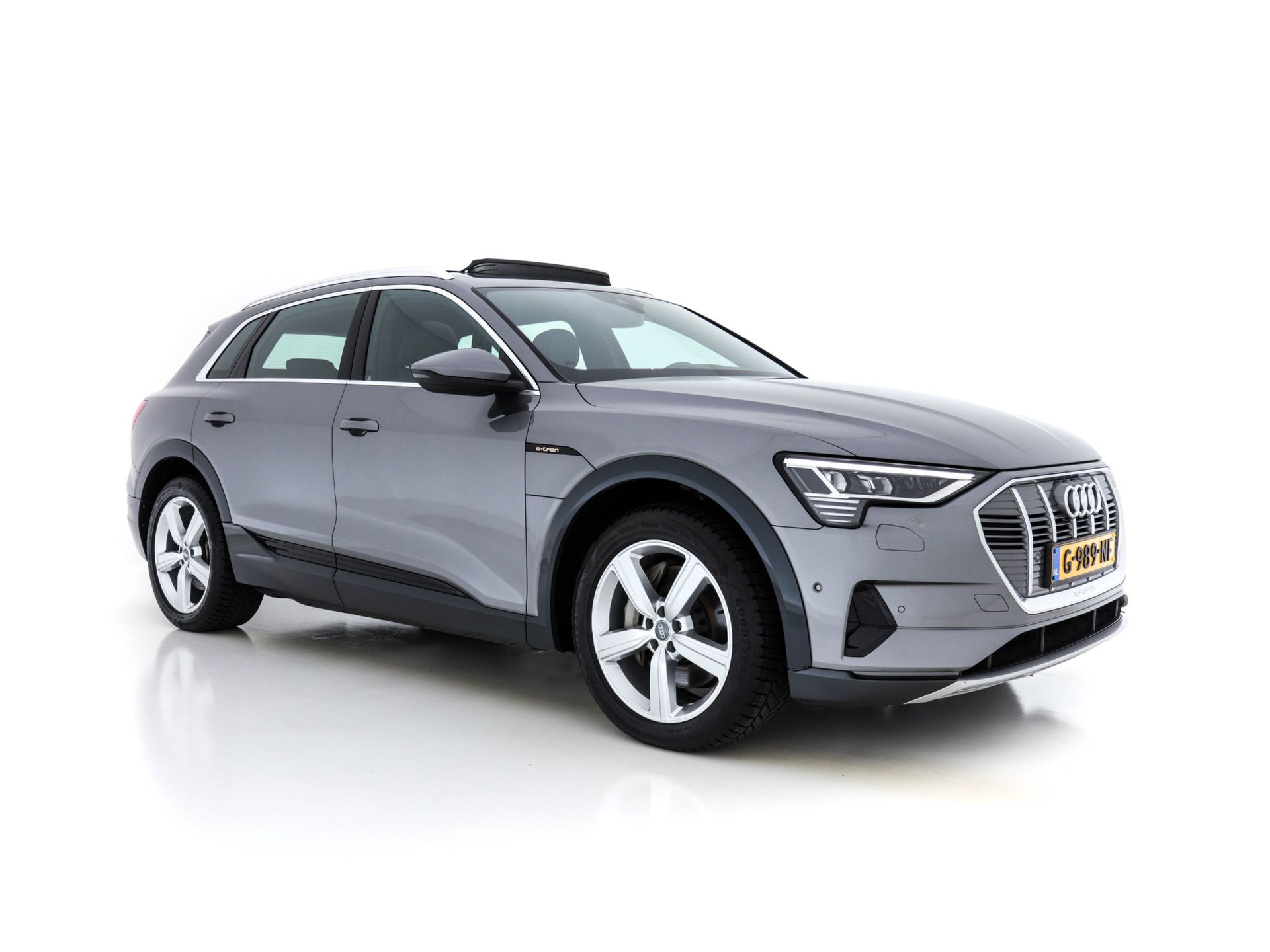 Audi g tron clearance 55 quattro
